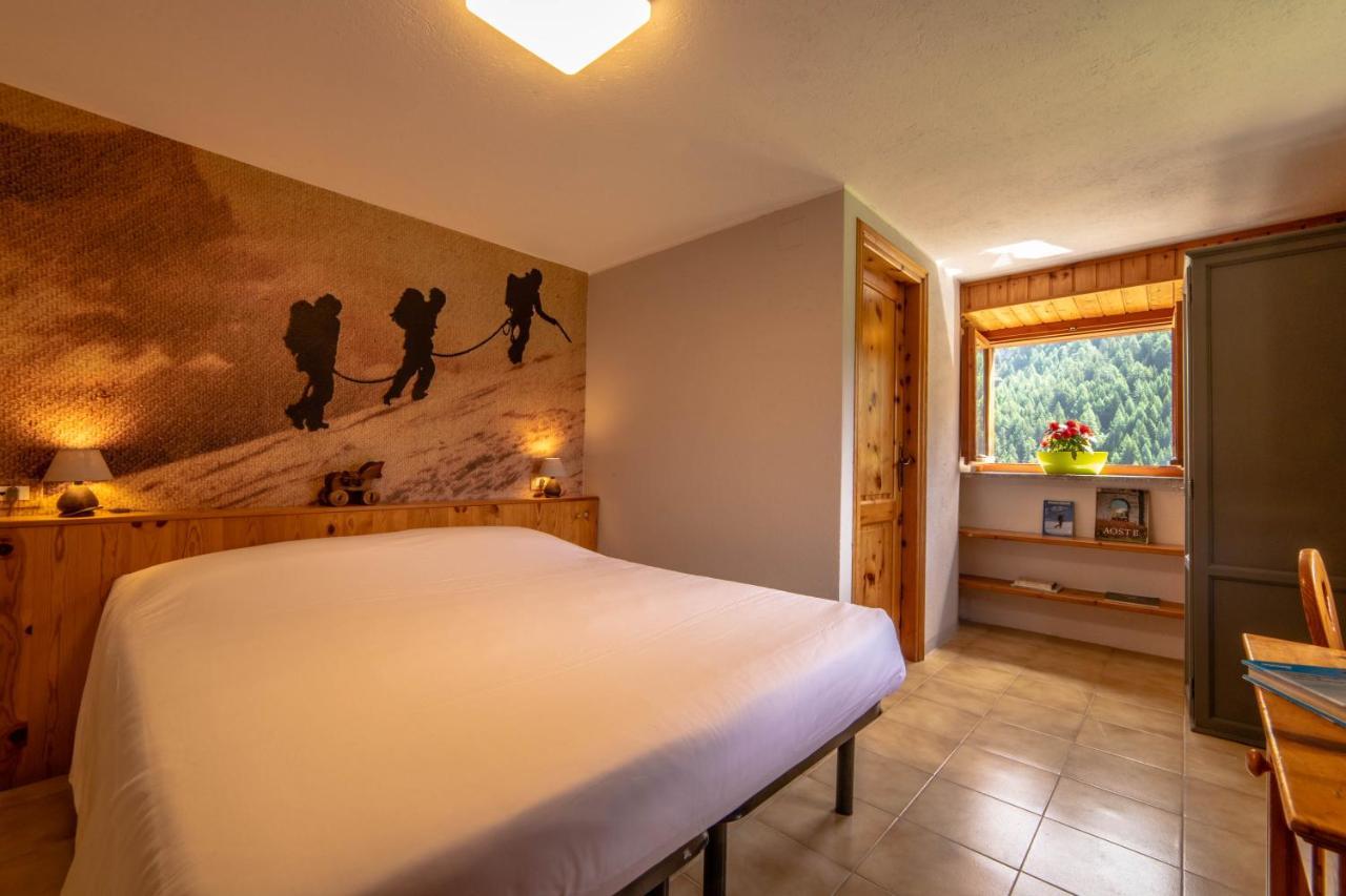 Hotel & Restaurant Perret - Mountain People Valgrisenche Exterior foto