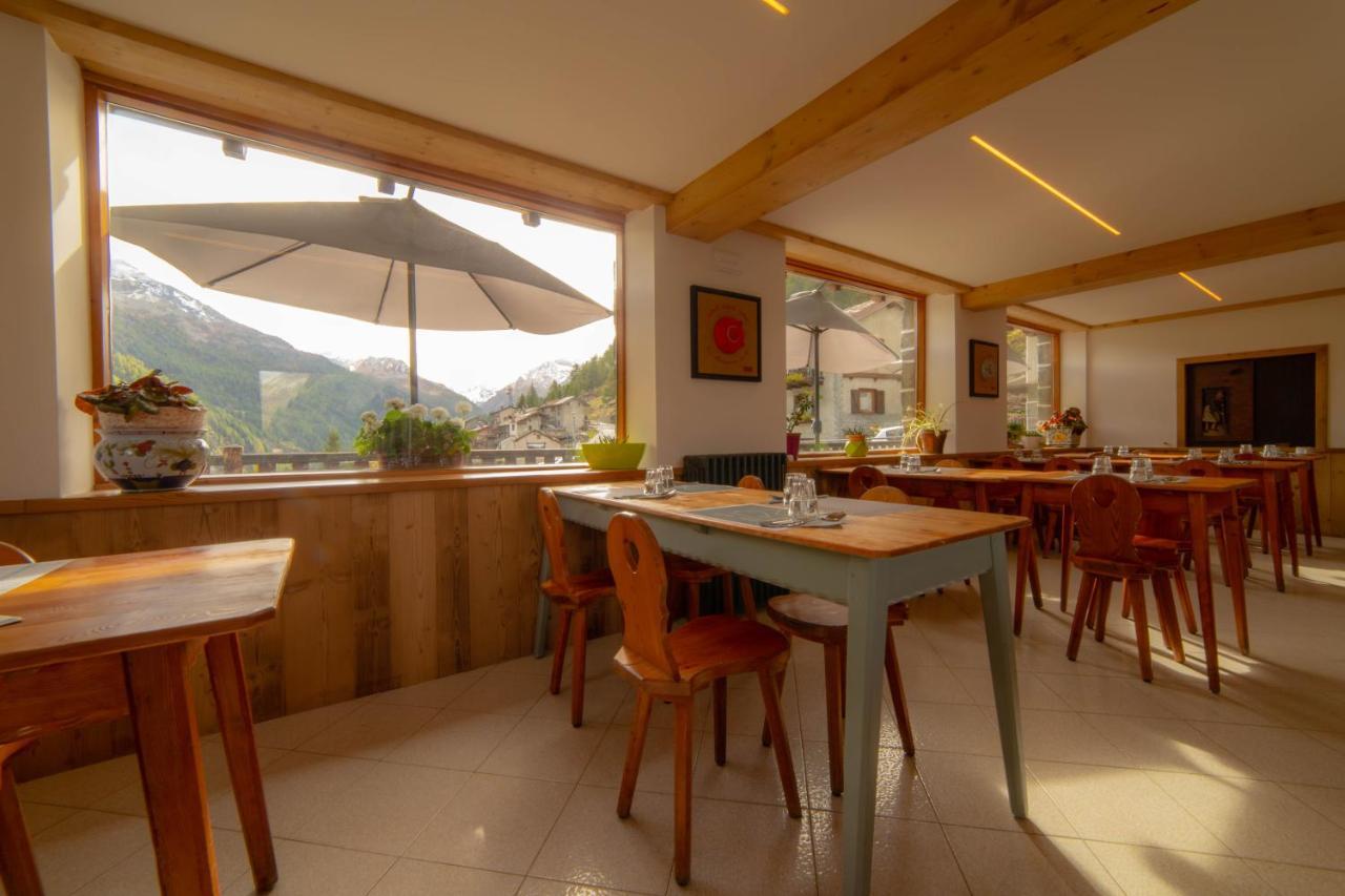 Hotel & Restaurant Perret - Mountain People Valgrisenche Exterior foto