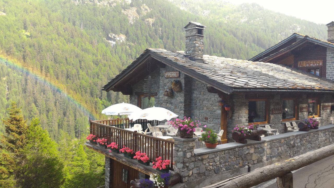 Hotel & Restaurant Perret - Mountain People Valgrisenche Exterior foto